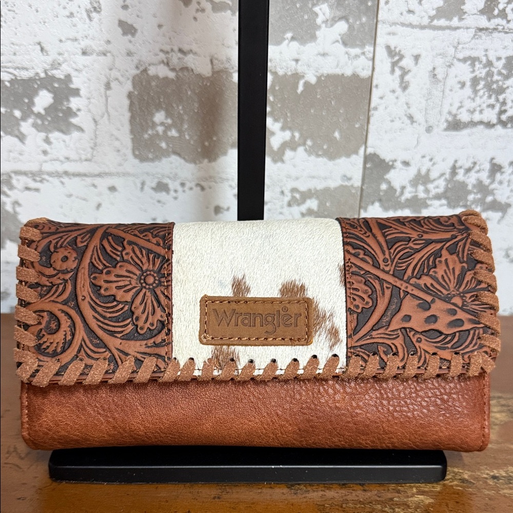 Wrangler Brown and White Leather Wallet